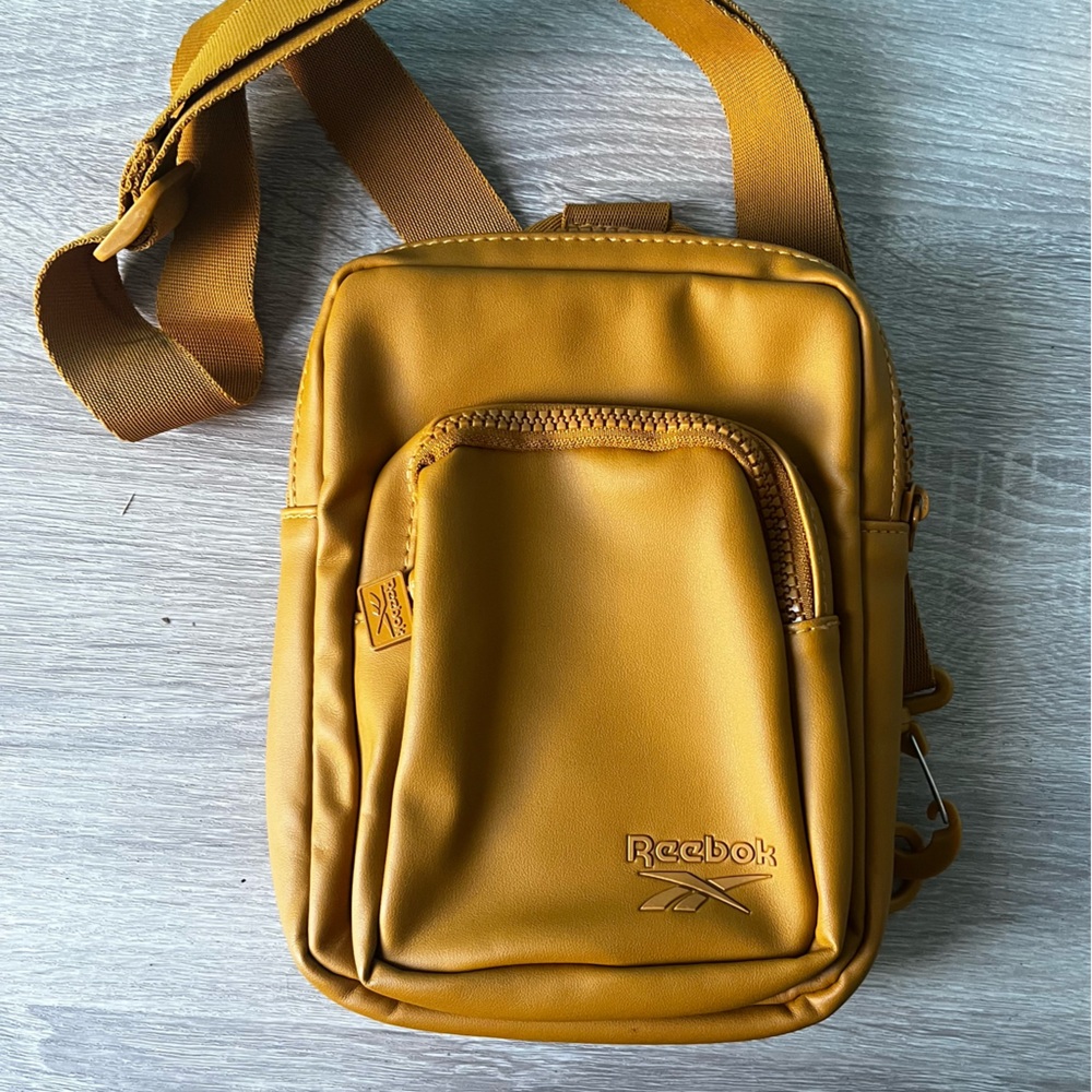 π‘ Reebok Sling Bag Mustard Yellow Small